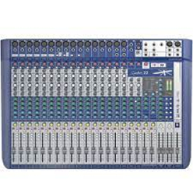 Mixer Sound Craft Signature 22